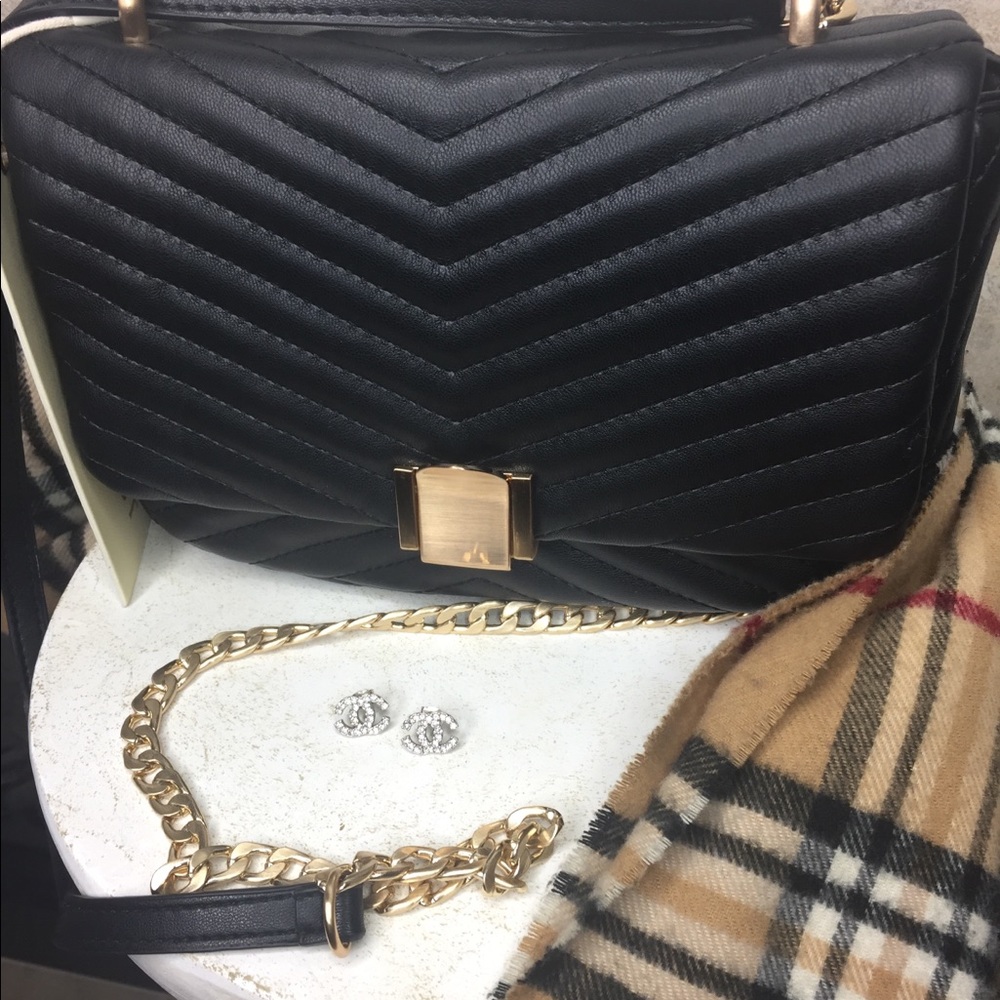 Purse - Picture 2 of 5